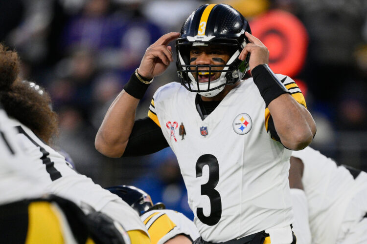 Newly signed Russell Wilson says he expects to be the Giants' starting QB this upcoming season